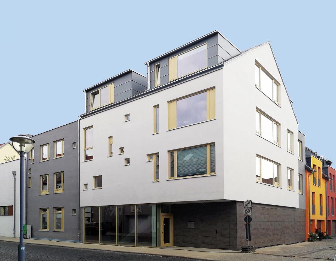 Eckhof Domizil - Grosszuegige Ferienwohnung Mit Kleinem Garten In Der Altstadt Von 哥达 外观 照片