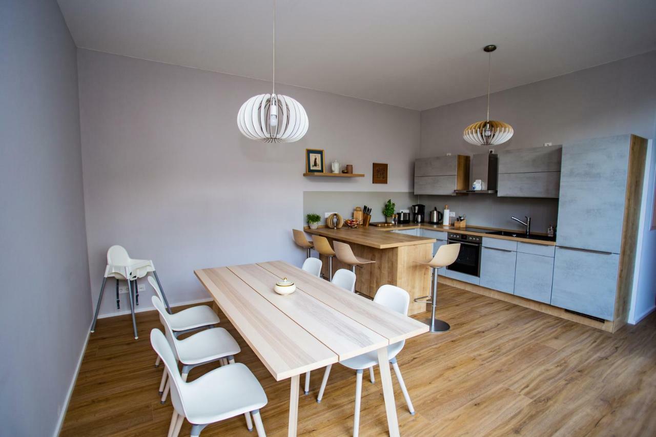 Eckhof Domizil - Grosszuegige Ferienwohnung Mit Kleinem Garten In Der Altstadt Von 哥达 外观 照片
