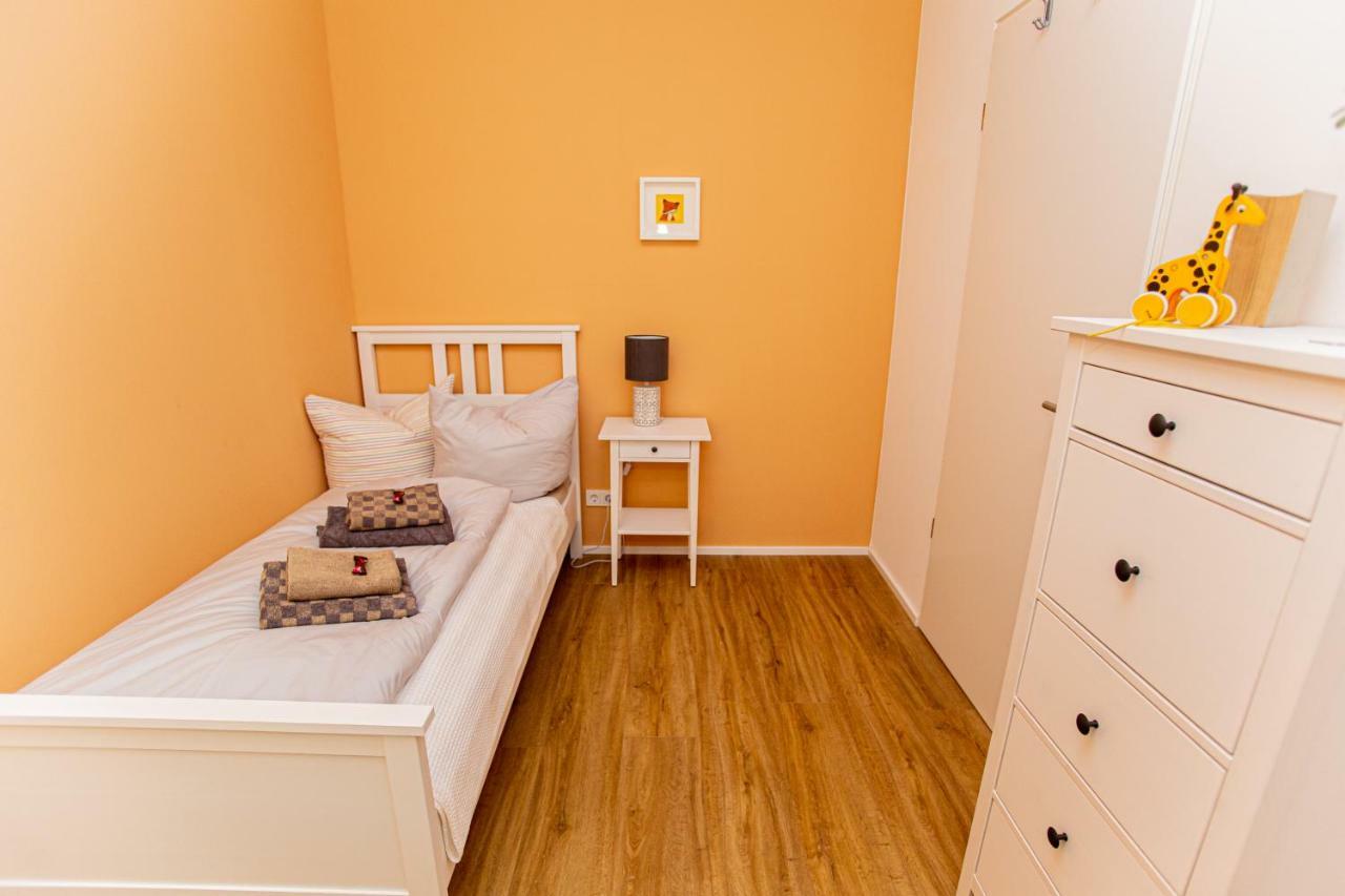 Eckhof Domizil - Grosszuegige Ferienwohnung Mit Kleinem Garten In Der Altstadt Von 哥达 外观 照片