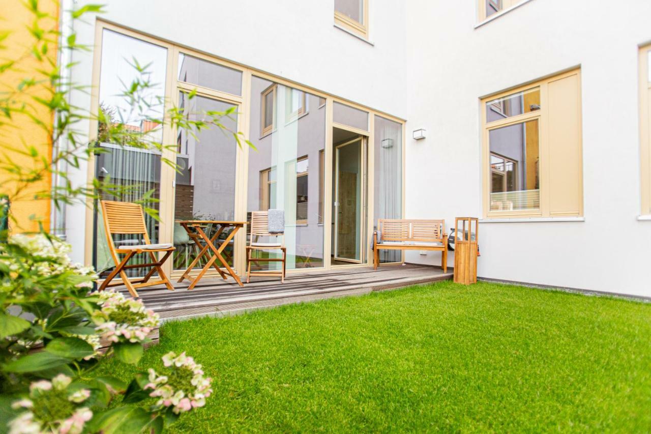Eckhof Domizil - Grosszuegige Ferienwohnung Mit Kleinem Garten In Der Altstadt Von 哥达 外观 照片